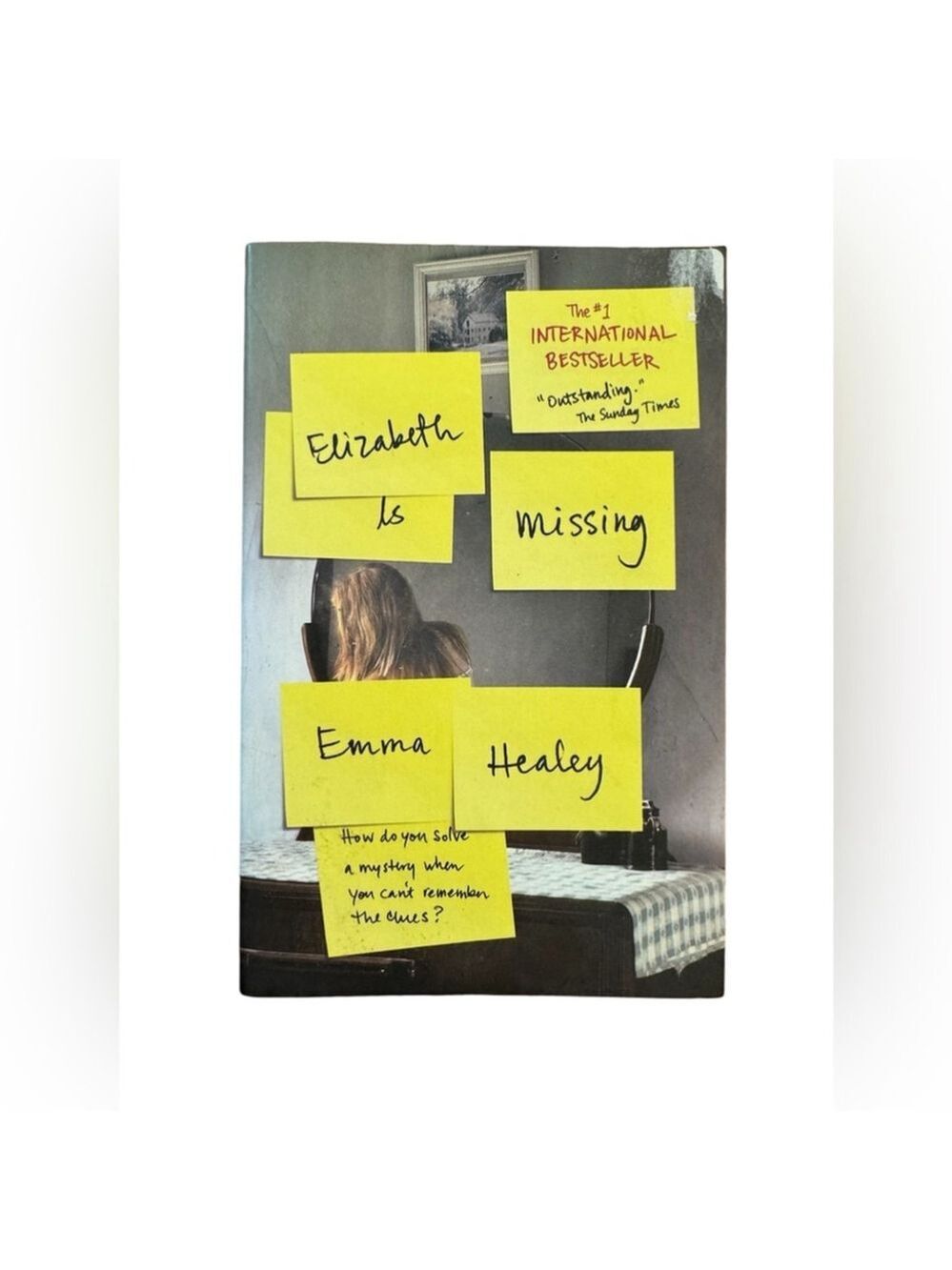 3/$15📚📖 / Elizabeth is Missing by Emma Healy